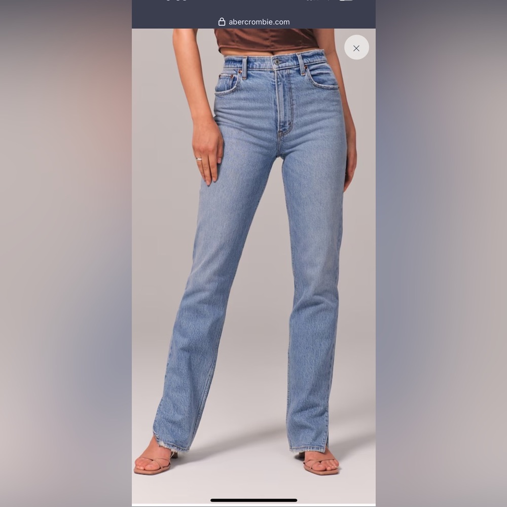 Abercrombie & Fitch Ultra High Rise 90s Straight Jean